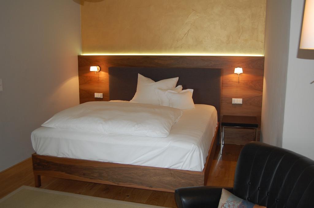 Fruehstueckshotel Im Goldschmiedehaus Grieskirchen Bilik gambar